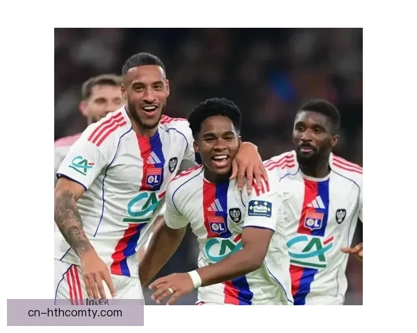 恩德里克携七人团队随行赴里昂 恩德里克携七人团队随行赴里昂